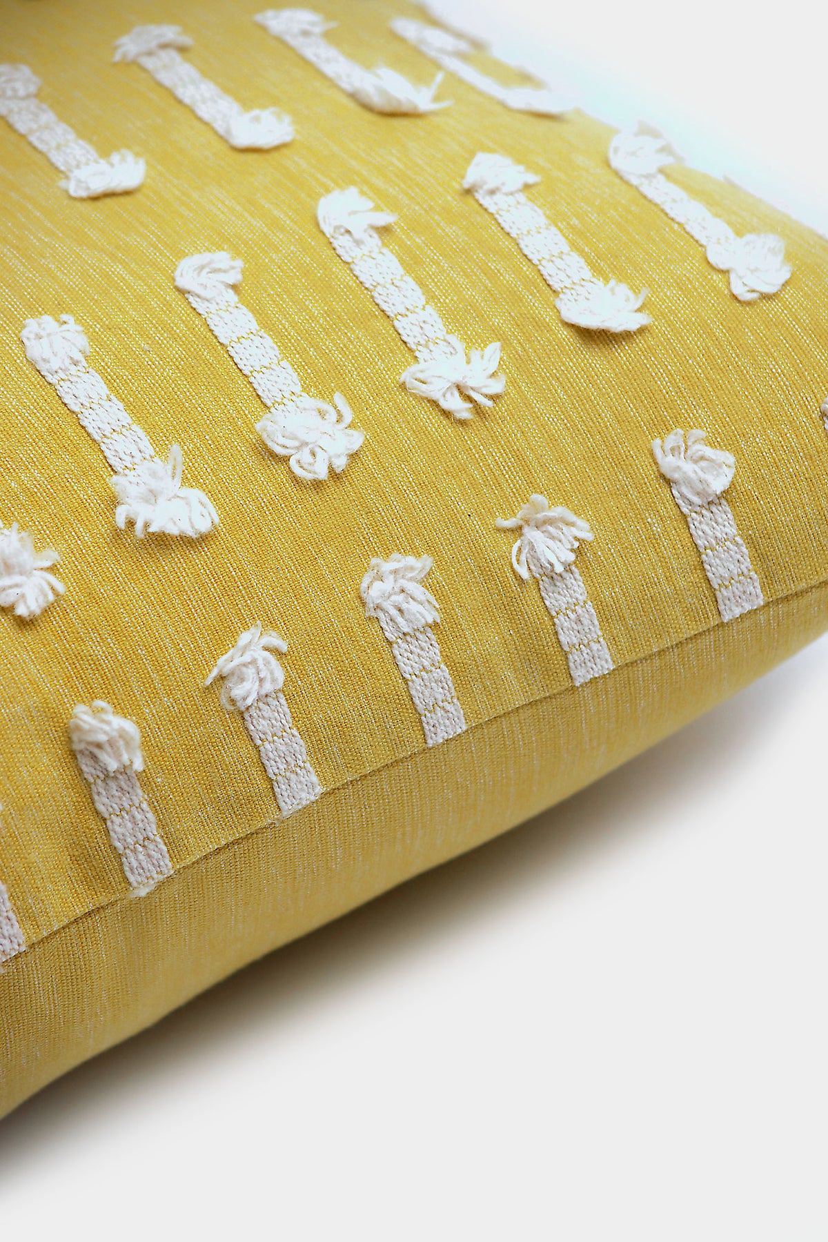Bark Woven Cotton Jute Cushion Cover