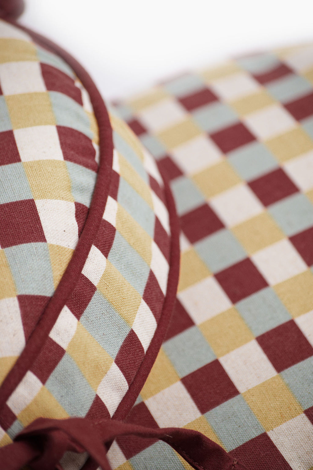 Athangudi Check Printed Round Chairpad Set of 2
