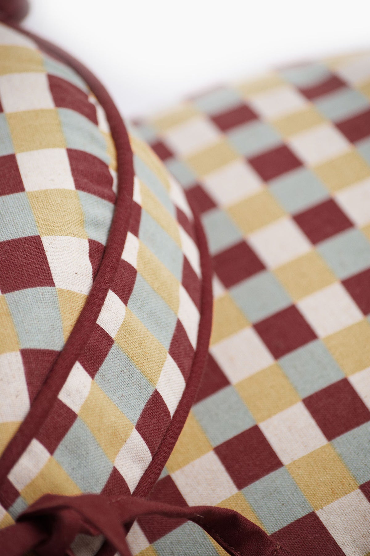 Athangudi Check Printed Round Chairpad Set of 2