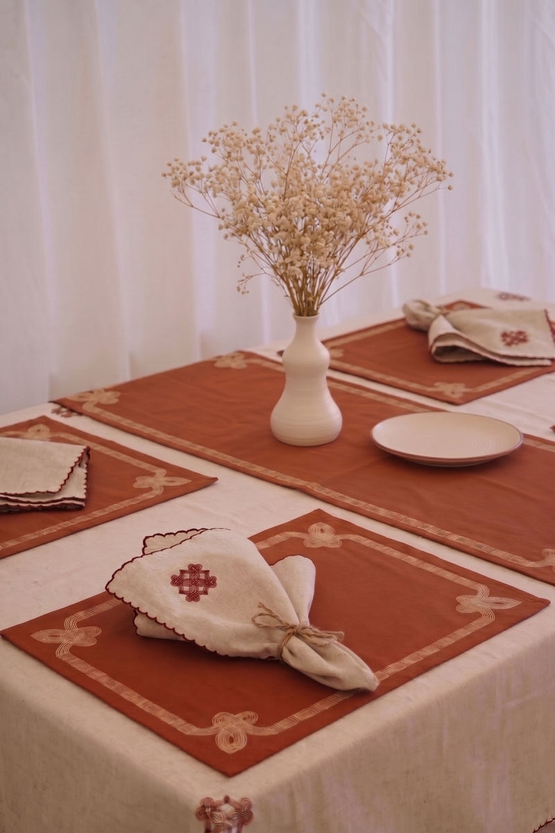 Mats, Runners, Napkins
